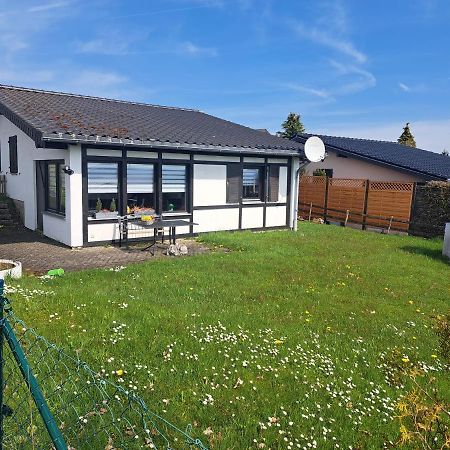 Вілла Haus Eifelblick Gonnersdorf  Екстер'єр фото